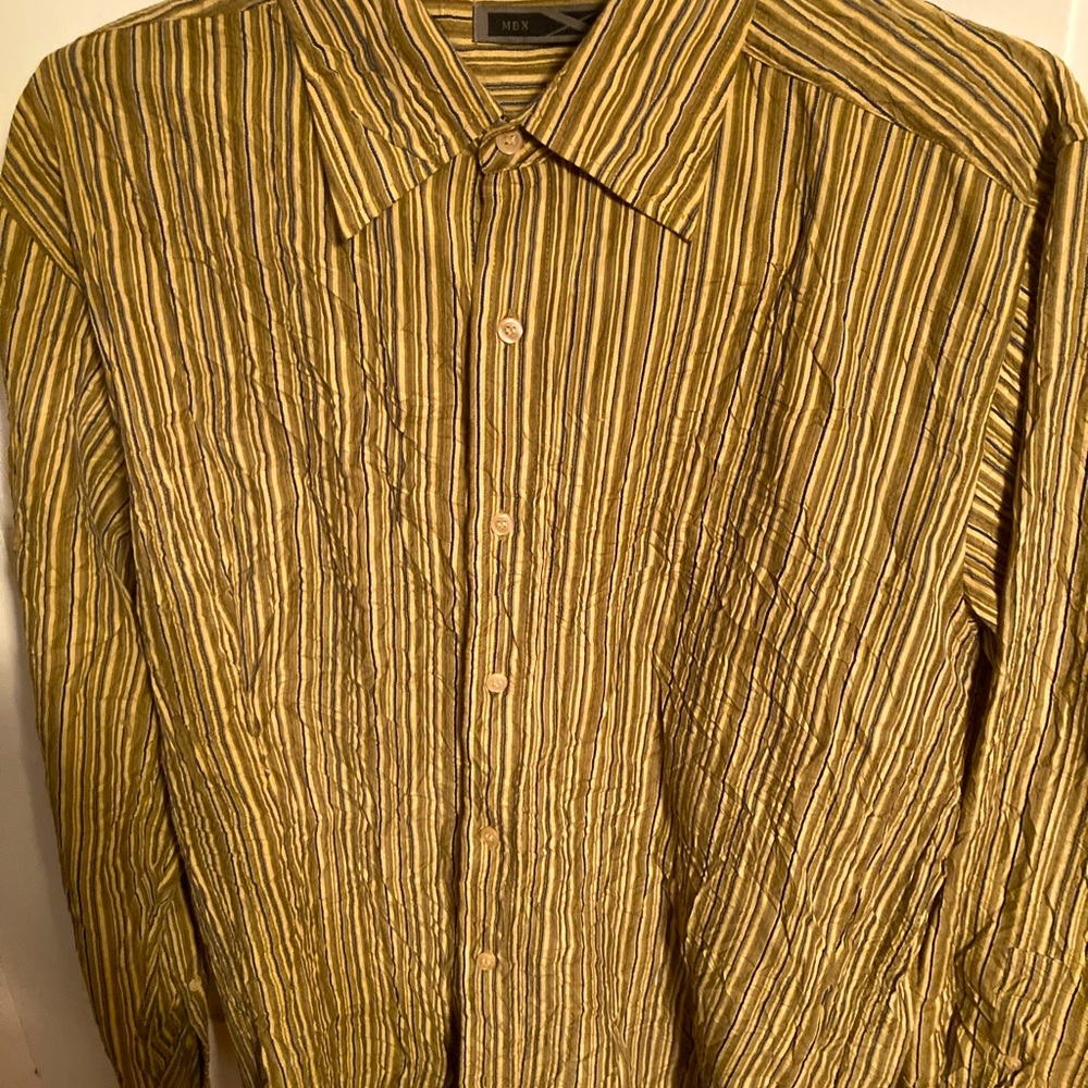 Mens shirt Large about 13 years old great condition worn less than 5 times